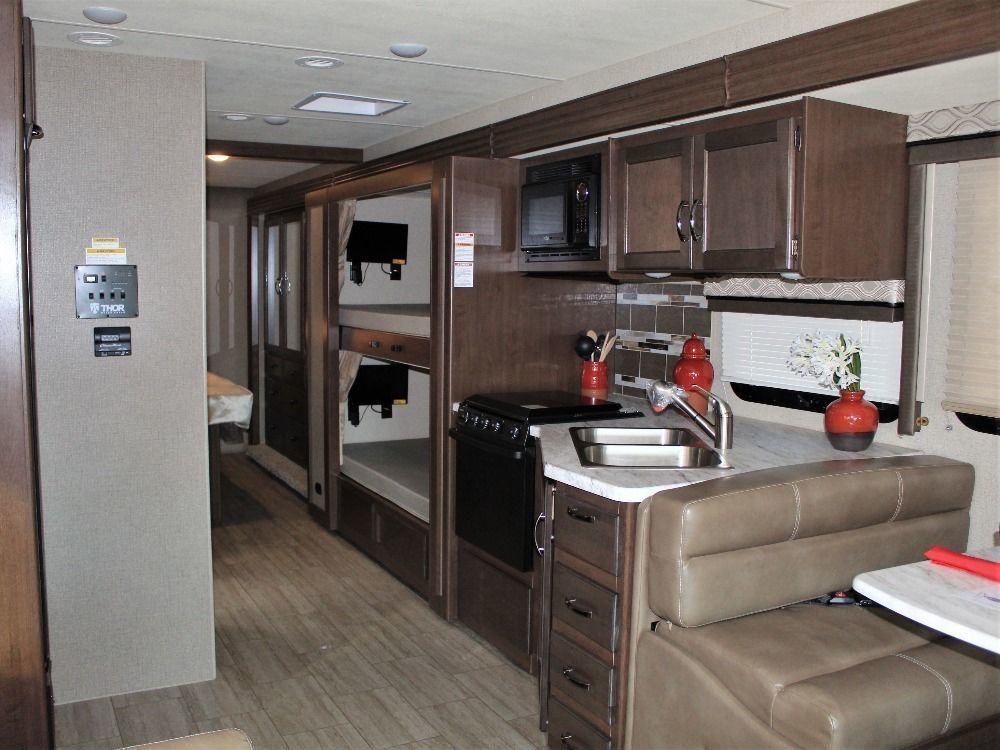 Photo 61 - 2020 Thor Class A Motorhome rental photo 62