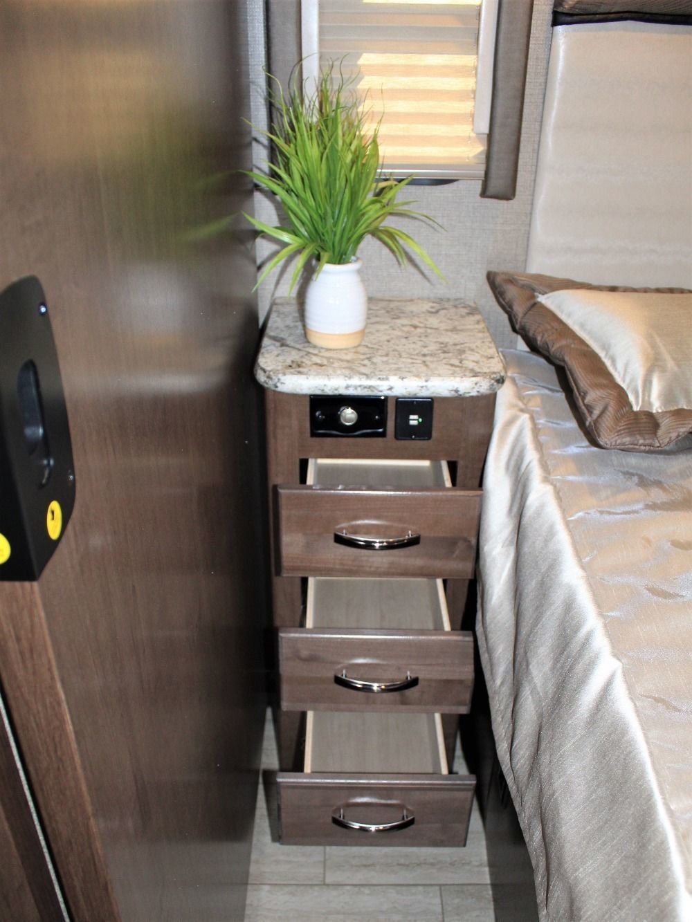 Photo 69 - 2020 Thor Class A Motorhome rental photo 70