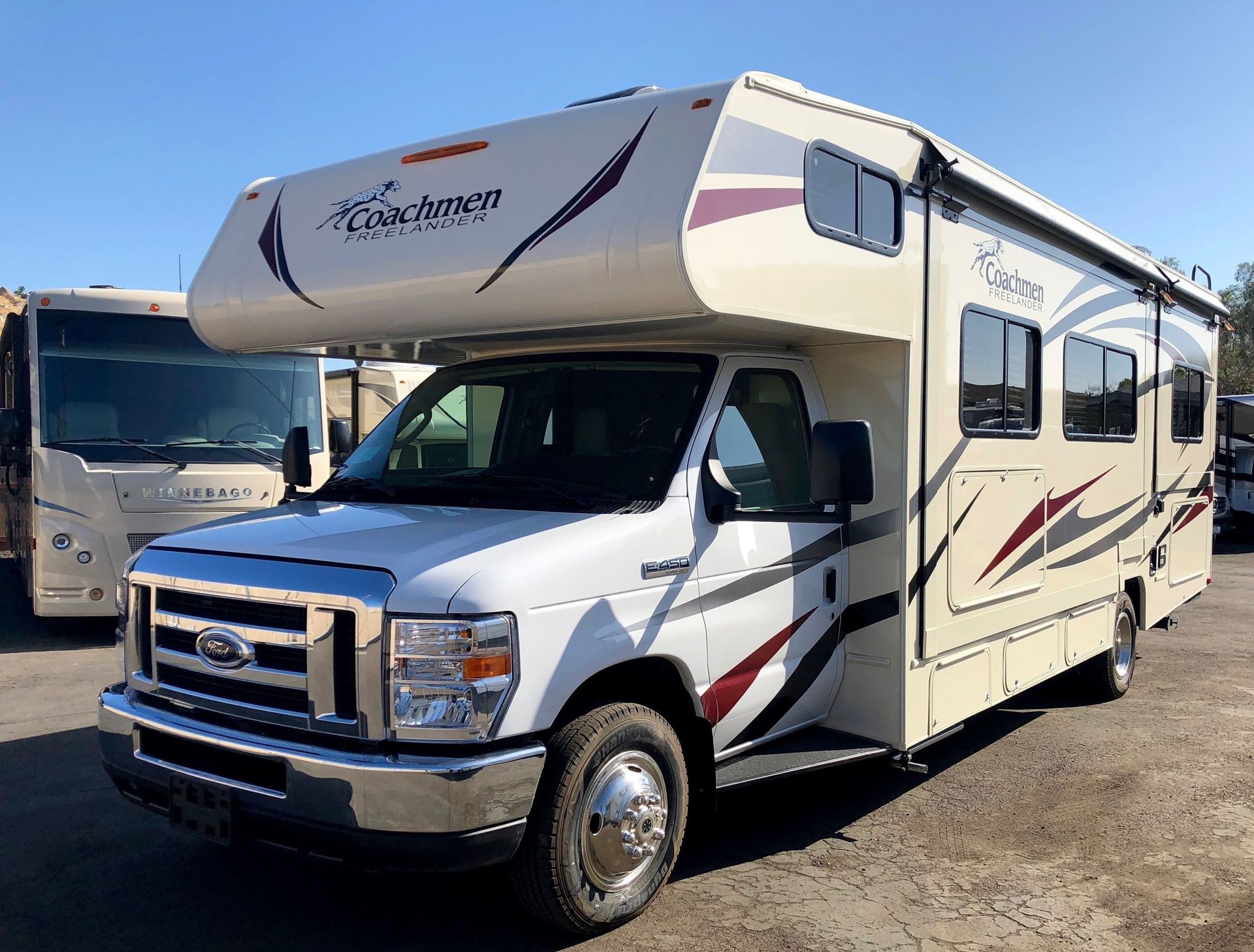 Photo 6 - 2019 Coachmen Class C Motorhome rental photo 8