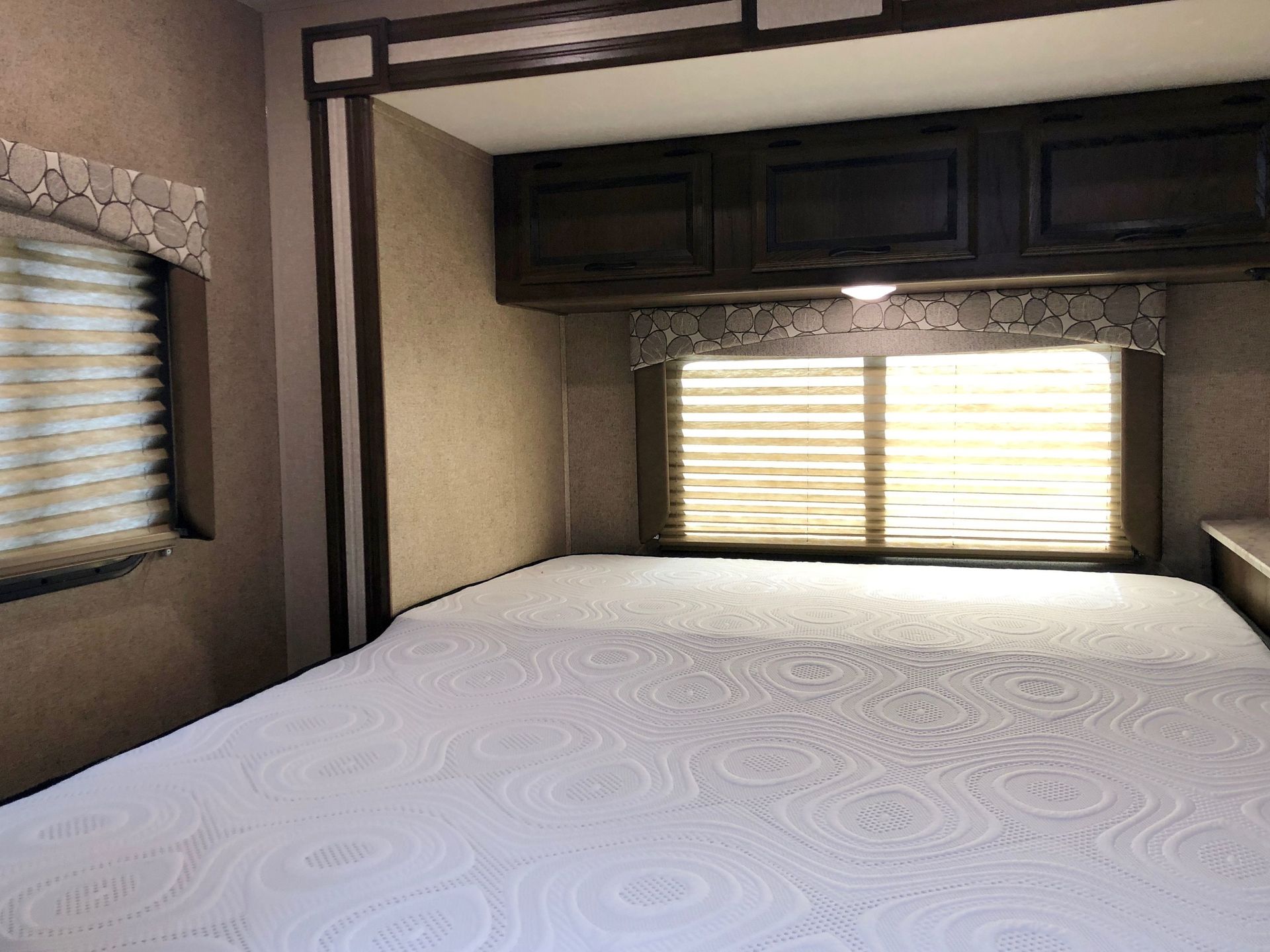 Photo 7 - 2019 Coachmen Class C Motorhome rental photo 9