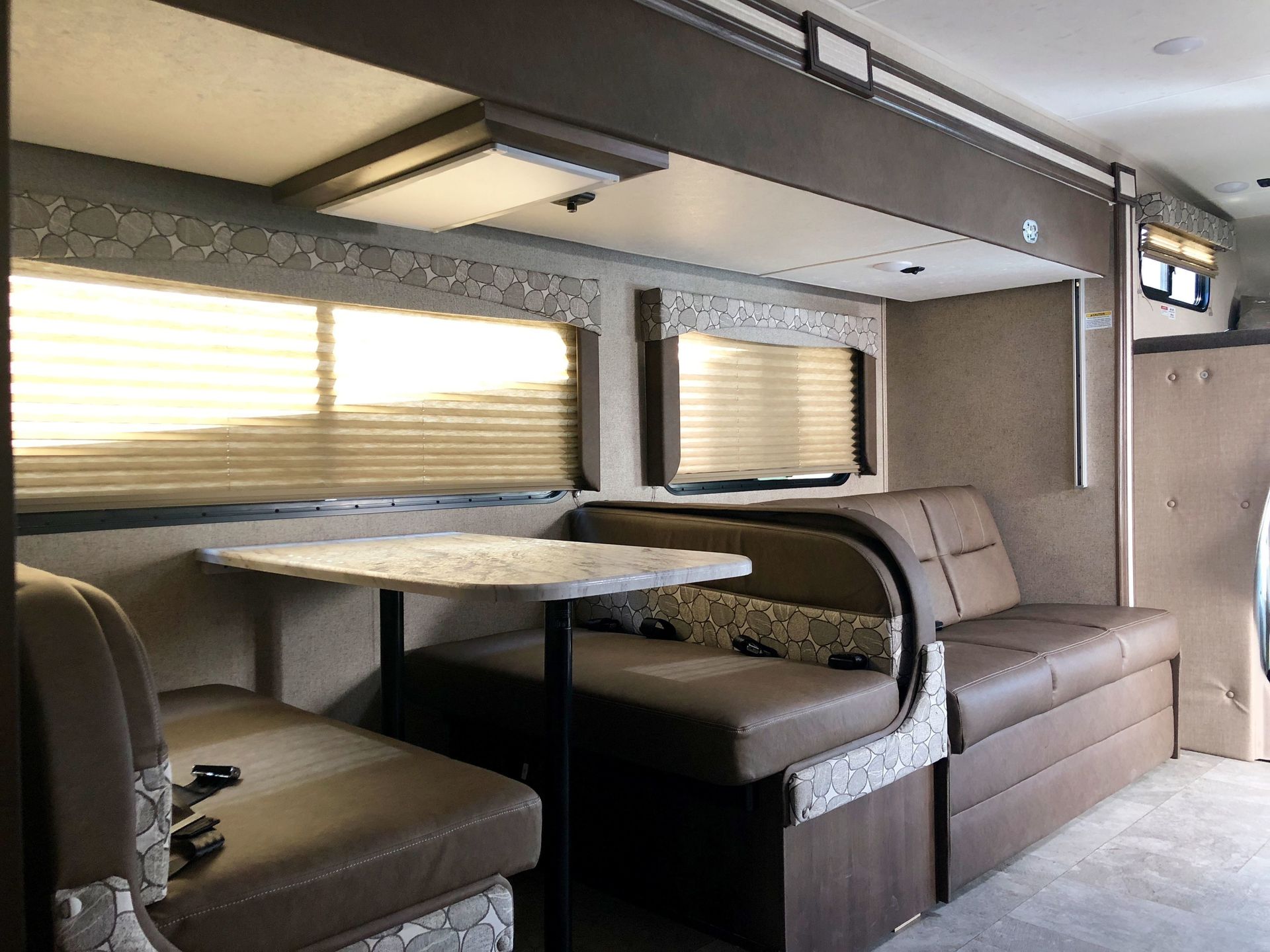 Photo 15 - 2019 Coachmen Class C Motorhome rental photo 17