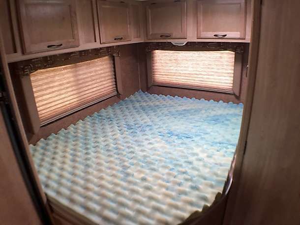 Photo 1 - 2016 Coachmen Class C Motorhome rental photo 3