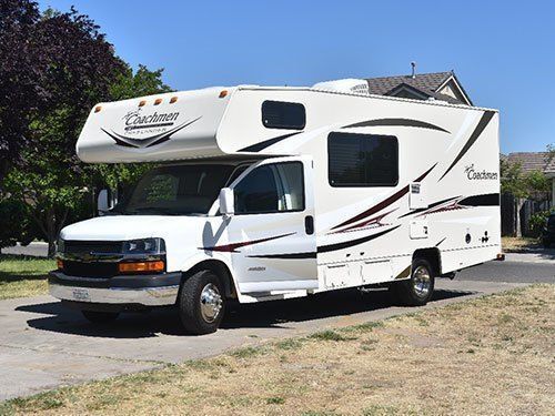 Photo 18 - 2016 Coachmen Class C Motorhome rental photo 20