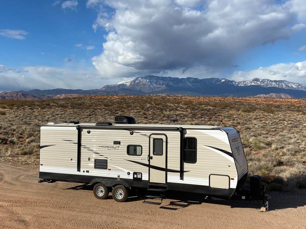 Photo 10 - 2018 Keystone Travel Trailer rental photo 12