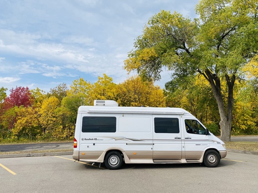 2004 Mercedes-Benz Sprinter RV Camper Van Class B Motorhome for rent in Hopkins, MN