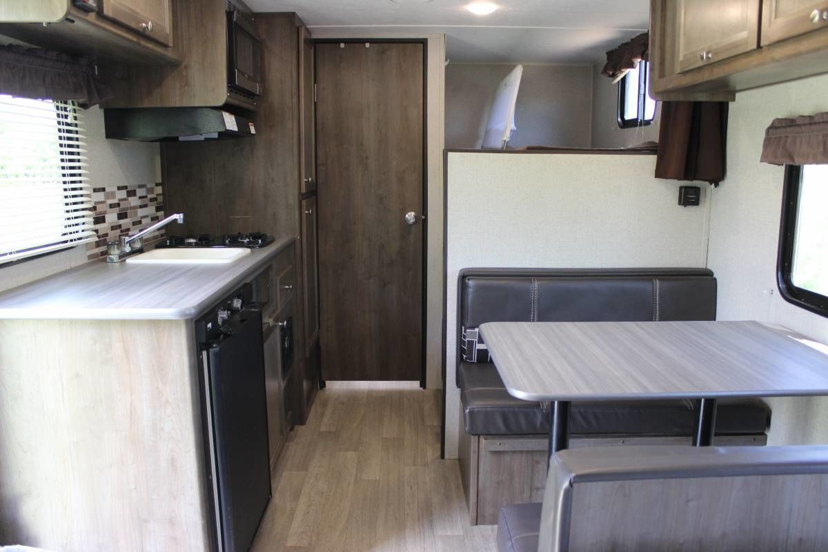 Photo 17 - 2018 Coleman Travel Trailer rental photo 19