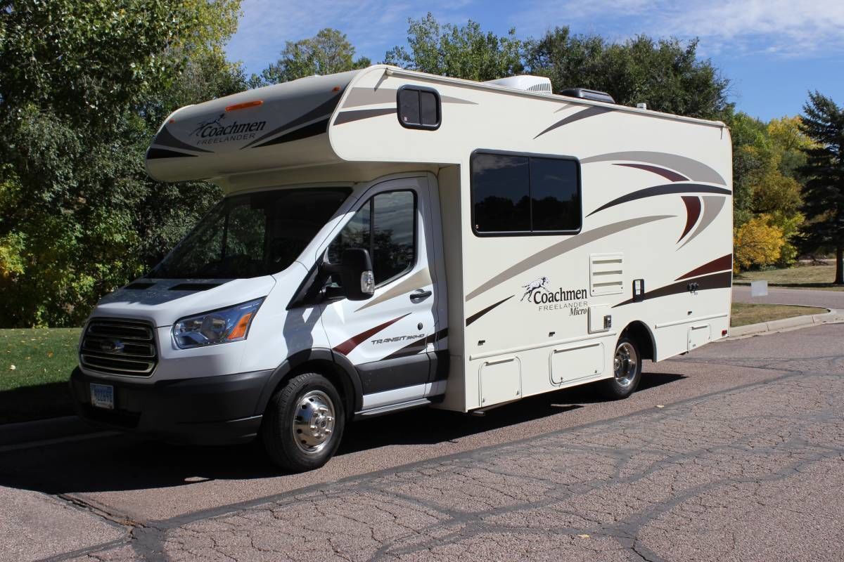 Photo 11 - 2017 Coachmen Class C Motorhome rental photo 13