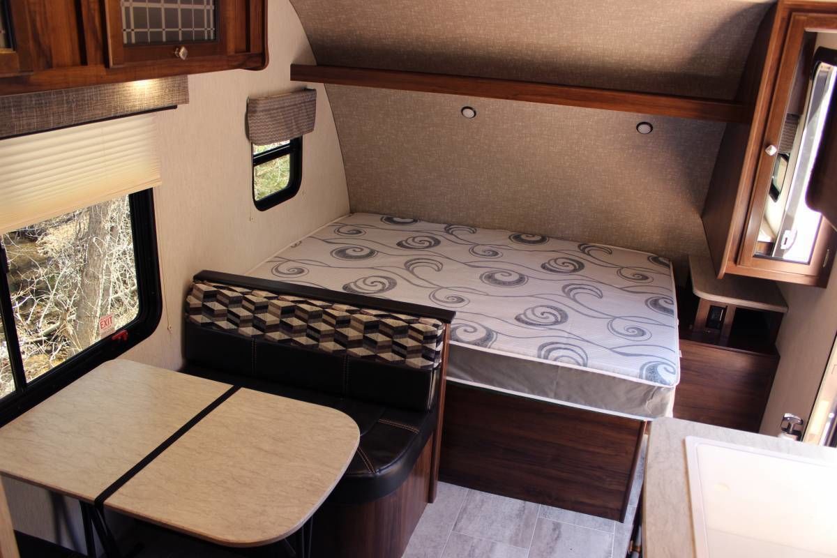 Photo 9 - 2018 Heartland Travel Trailer rental photo 11