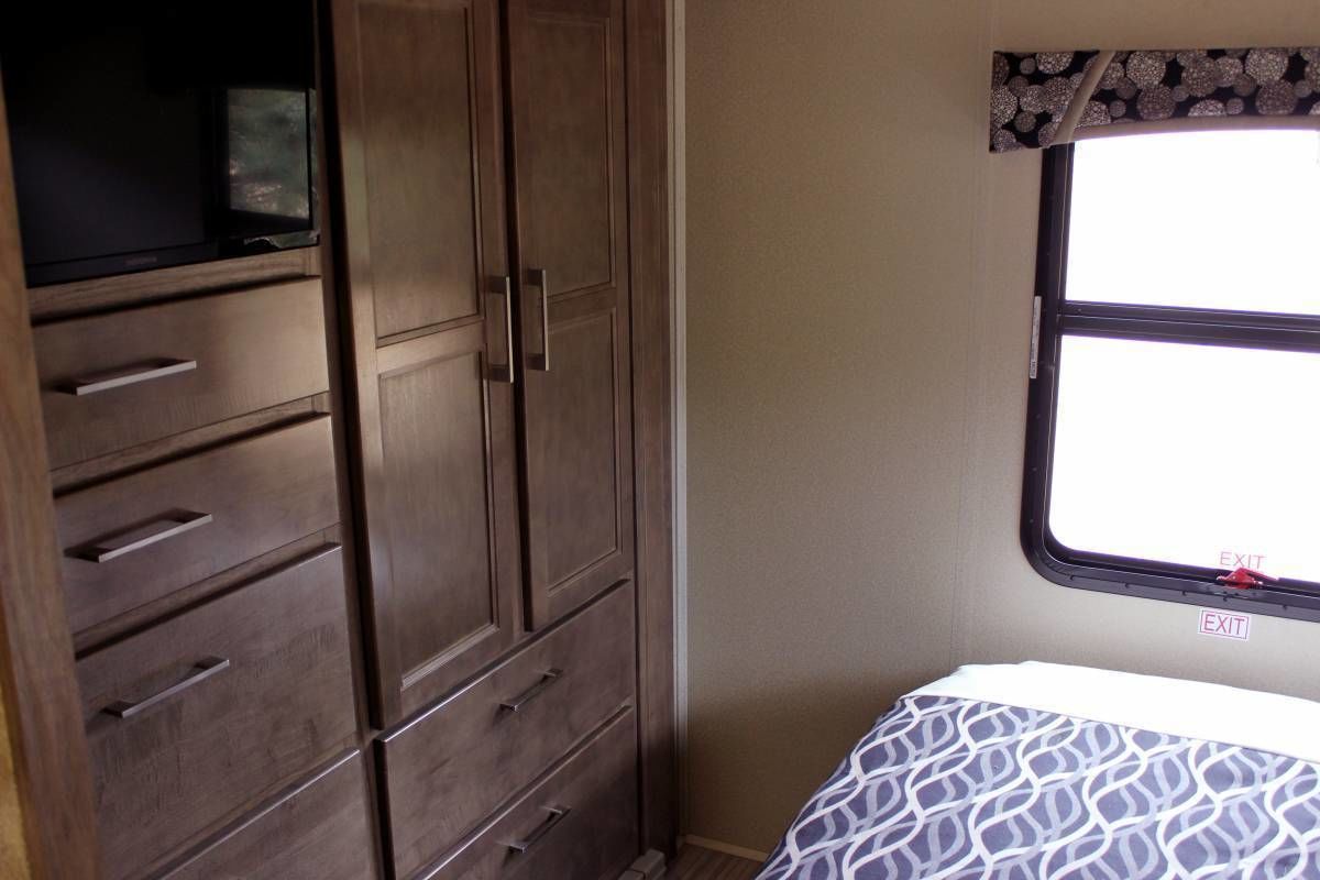 Photo 2 - 2018 Jayco Class C Motorhome rental photo 4