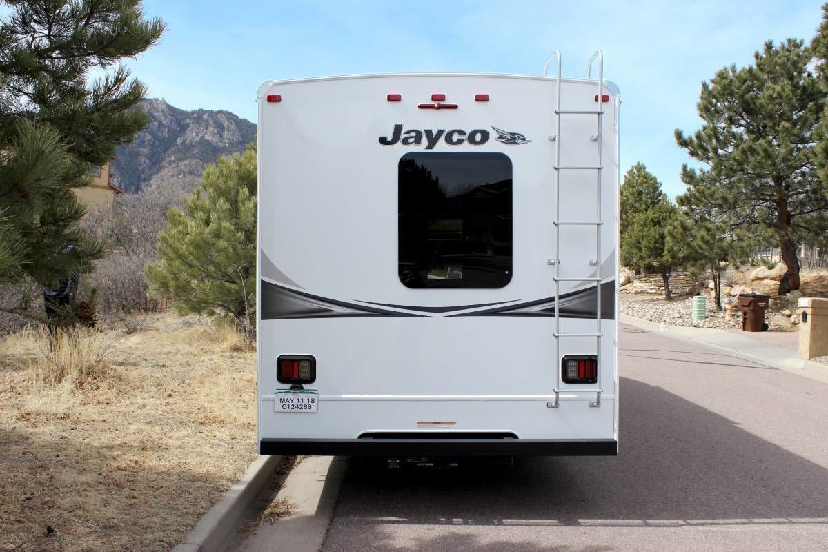 Photo 10 - 2018 Jayco Class C Motorhome rental photo 12