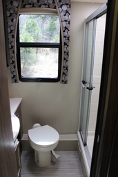 Photo 18 thumbnail 20