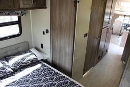 Photo 20 thumbnail 22