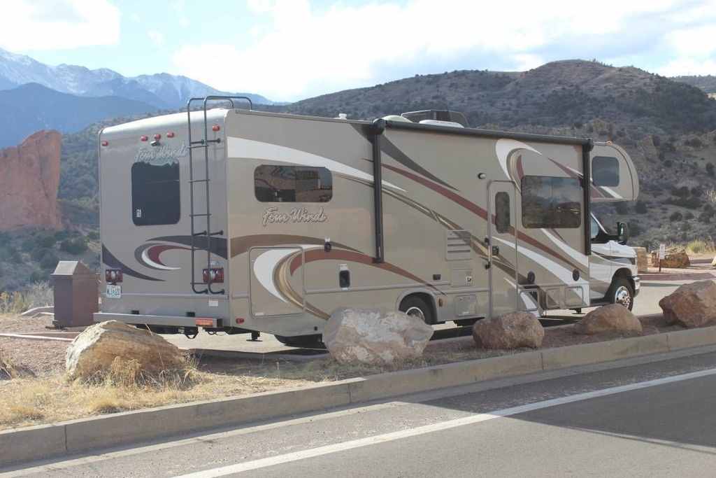 Photo 5 - 2016 Thor Class C Motorhome rental photo 7