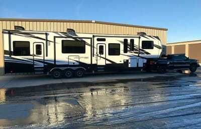Photo 27 - 2018 Dutchman Toy Hauler rental photo 29