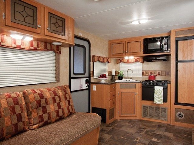 Photo 3 - 2014 R-Vision Travel Trailer rental photo 5