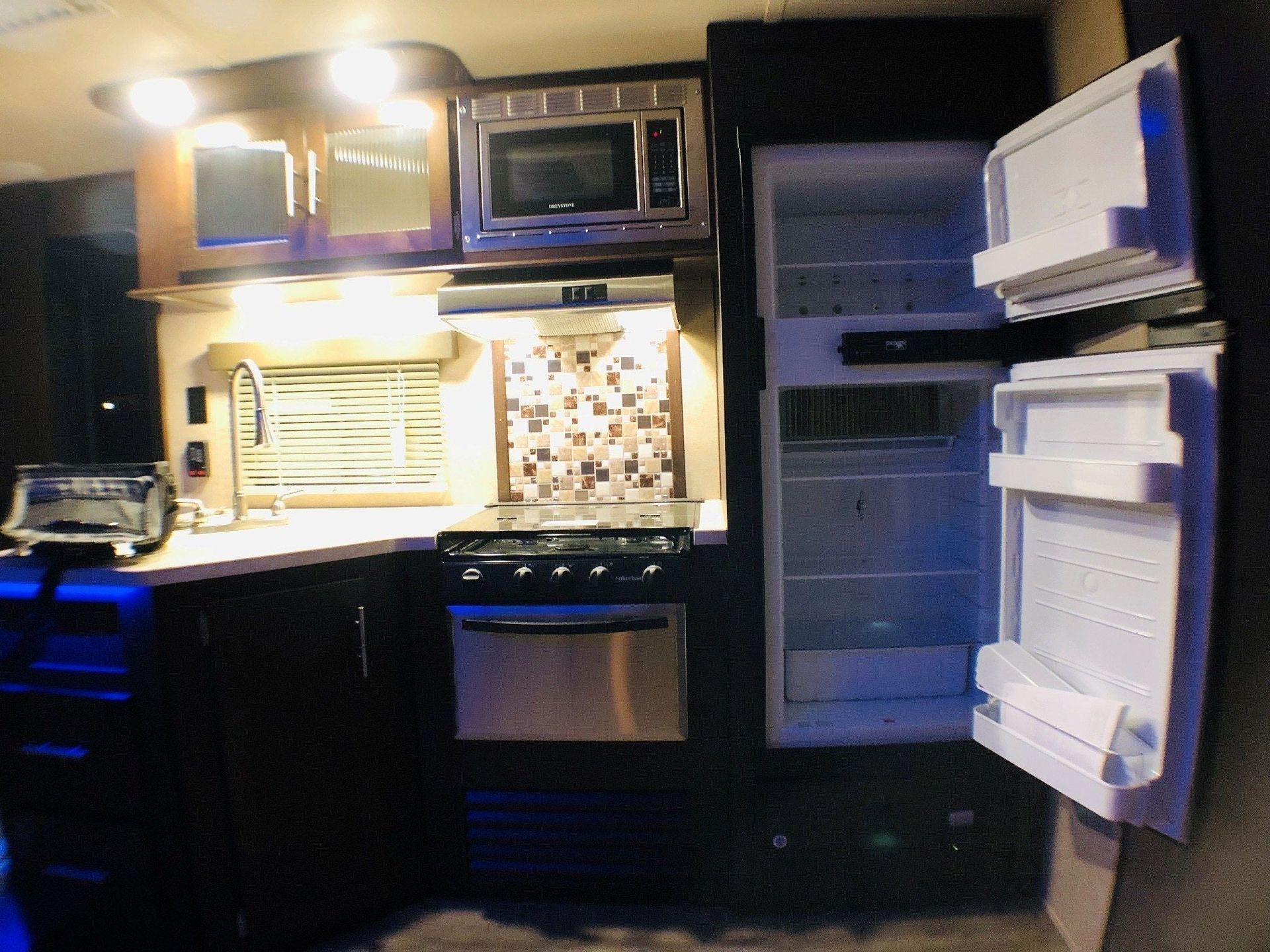 Photo 19 - 2017 Forest River Travel Trailer rental photo 21
