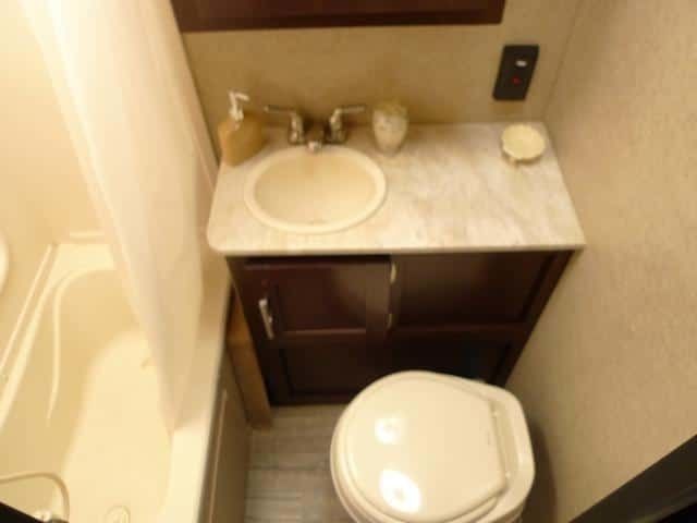 Photo 13 - 2018 Forest River Travel Trailer rental photo 15