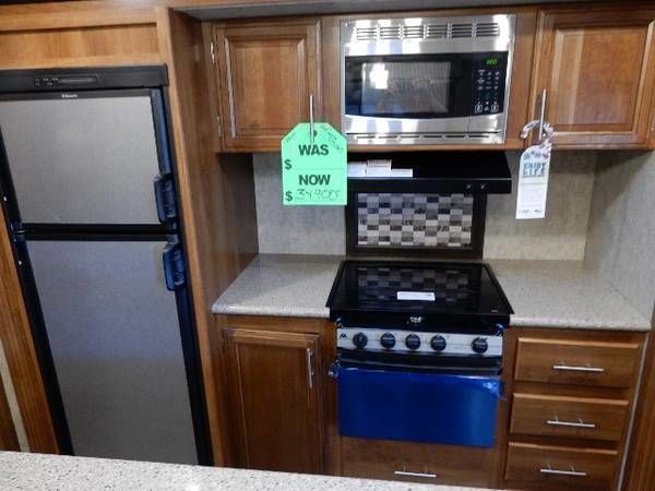 Photo 6 - 2017 Prime Time Travel Trailer rental photo 8