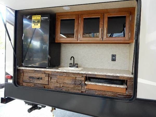 Photo 7 - 2017 Prime Time Travel Trailer rental photo 9