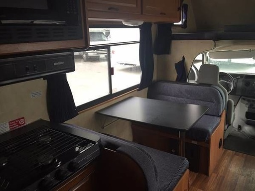 2015 Thor Majestic 28a Class C Motorhome for rent in Lehighton, PA