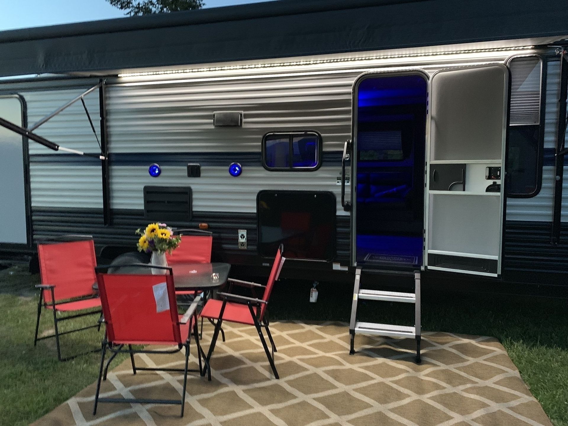 Photo 8 - 2020 Forest River Travel Trailer rental photo 10