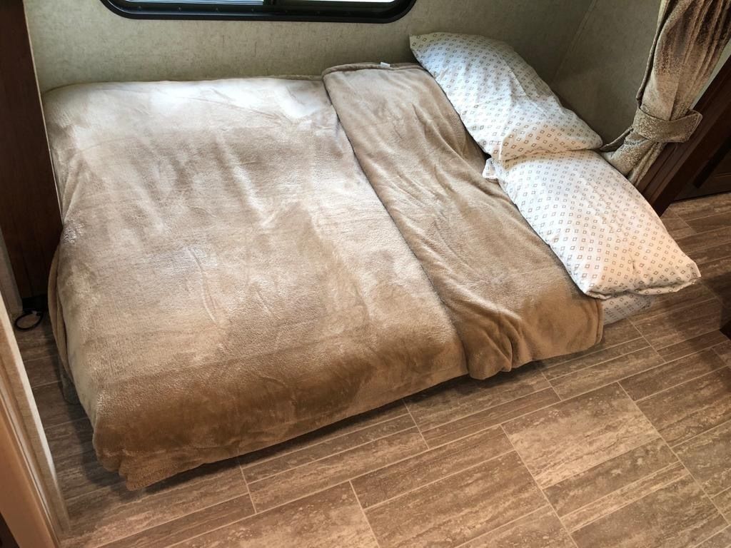 Photo 17 - 2020 Forester Class C Motorhome rental photo 19
