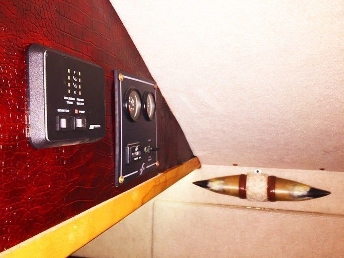 Photo 36 - 1985 Eagle Class A Motorhome rental photo 38