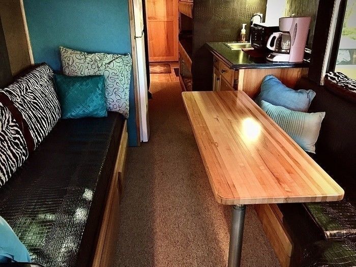 Photo 25 - 1985 Eagle Class A Motorhome rental photo 27