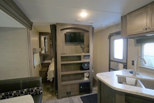 2019 Keystone Lantern 244BH Travel Trailer for rent in Princeton, MN