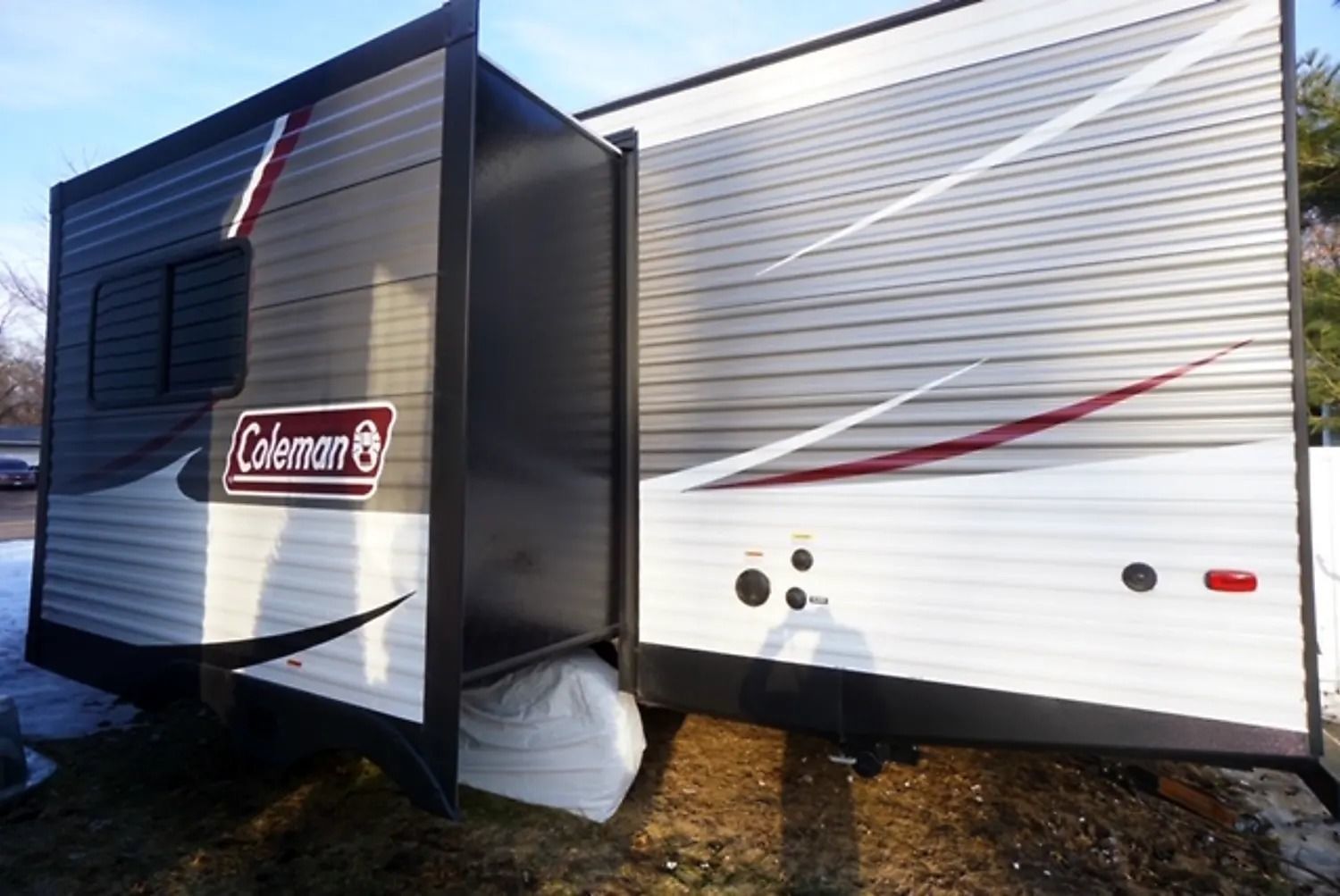 Photo 4 - 2019 Keystone Travel Trailer rental photo 6