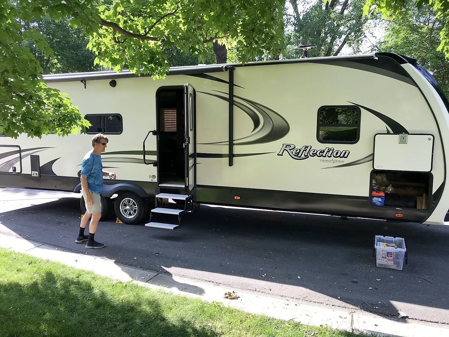 Photo 9 - 2018 Grand Design Travel Trailer rental photo 11