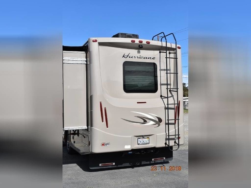 2015 Thor Motor Coach Hurricane Class A Motorhome for rent in Montrose, CO