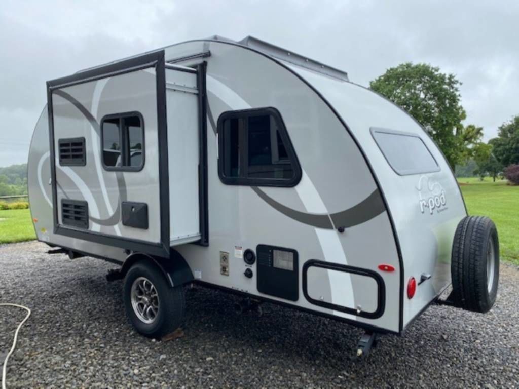 Photo 11 - 2020 Forest River Travel Trailer rental photo 13