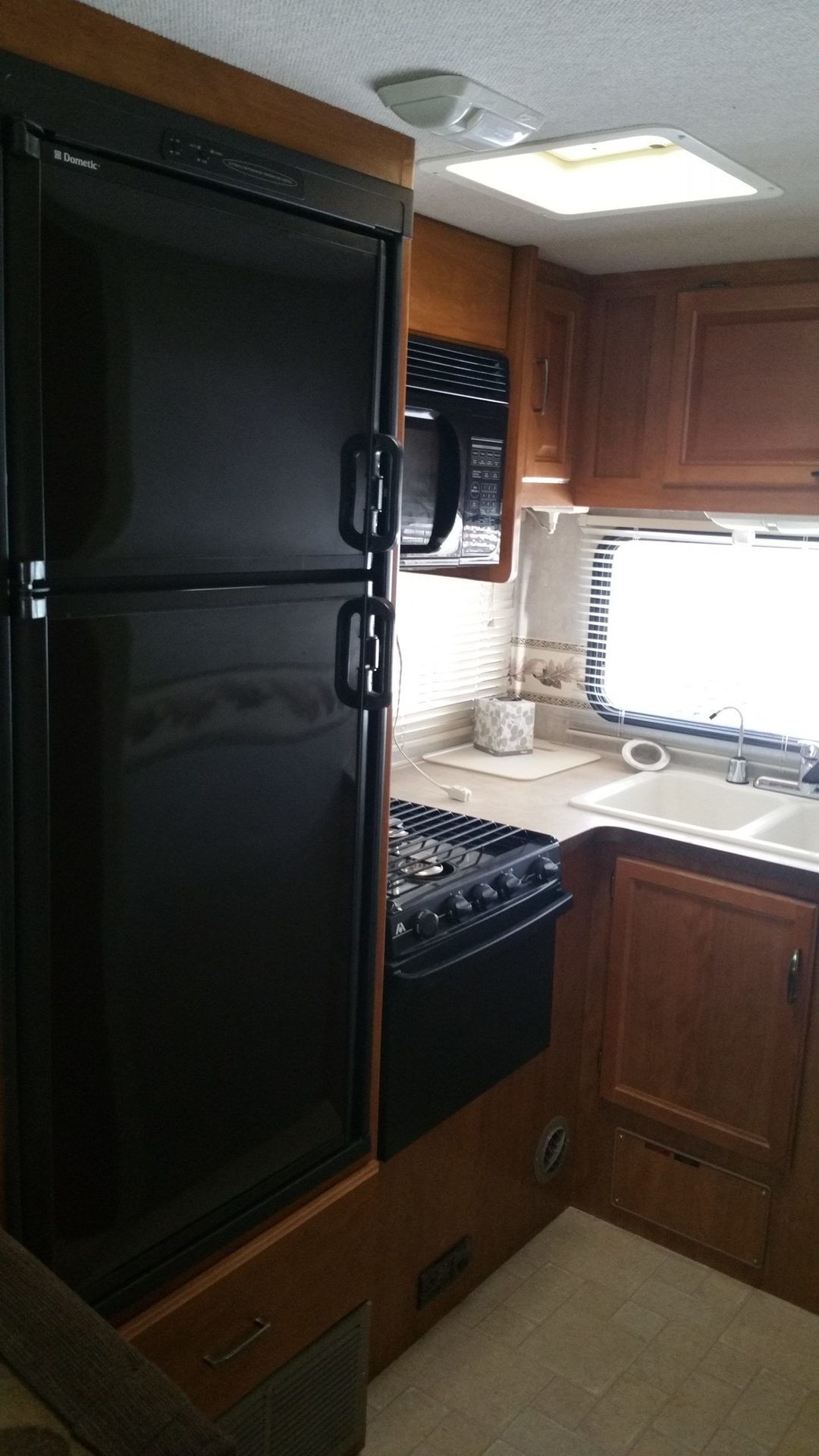 Photo 5 - 2020 Fleetwood Class C Motorhome rental photo 7