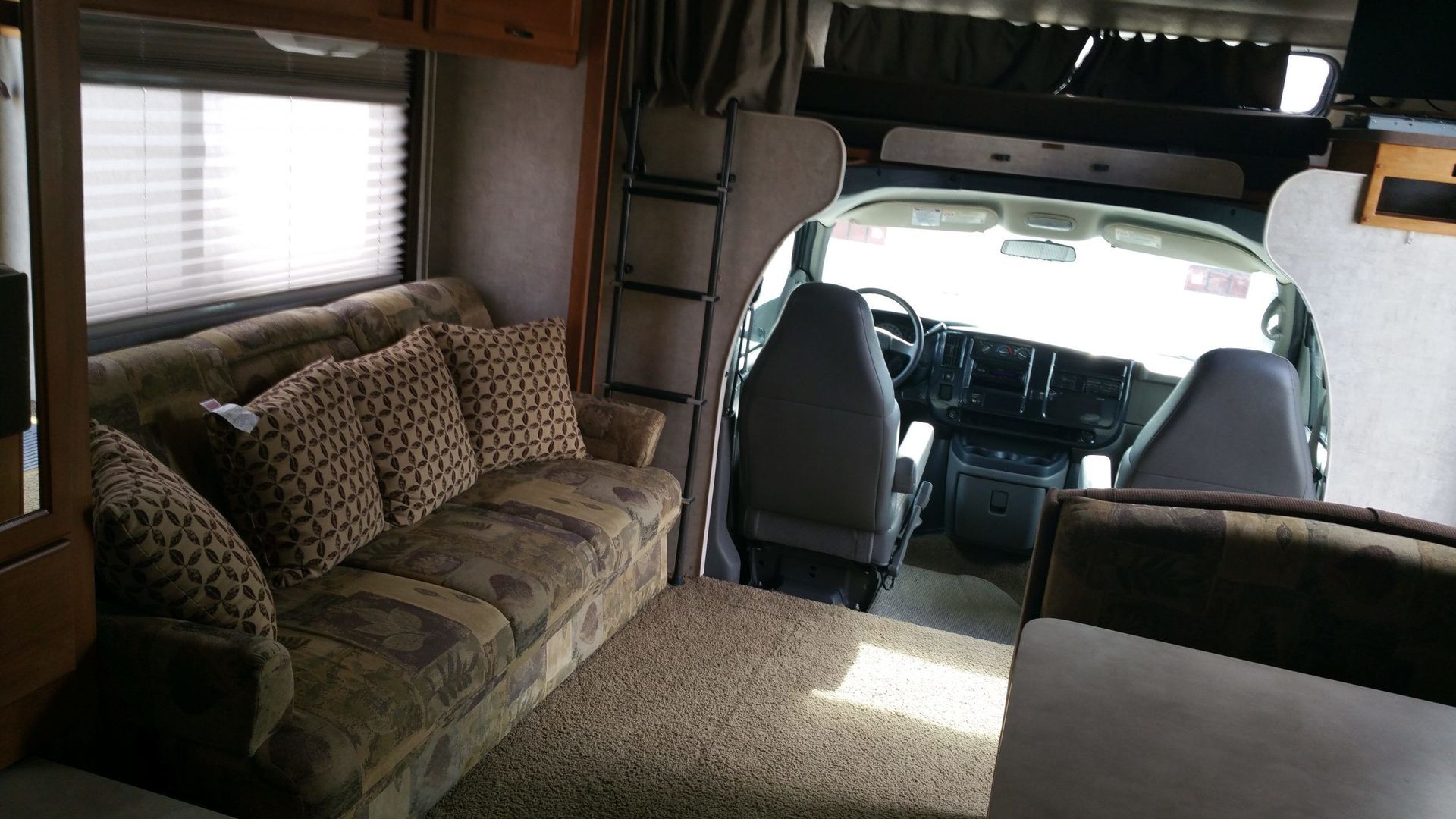 Photo 9 - 2020 Fleetwood Class C Motorhome rental photo 11