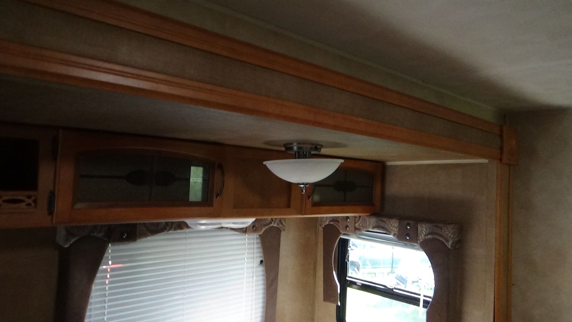 Photo 8 - 2012 Palomino Travel Trailer rental photo 10