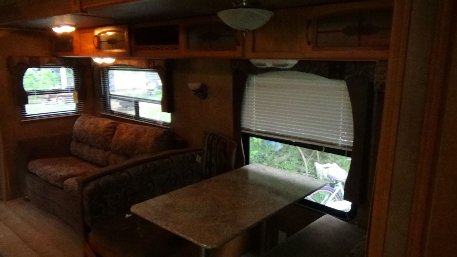 Photo 11 - 2012 Palomino Travel Trailer rental photo 13