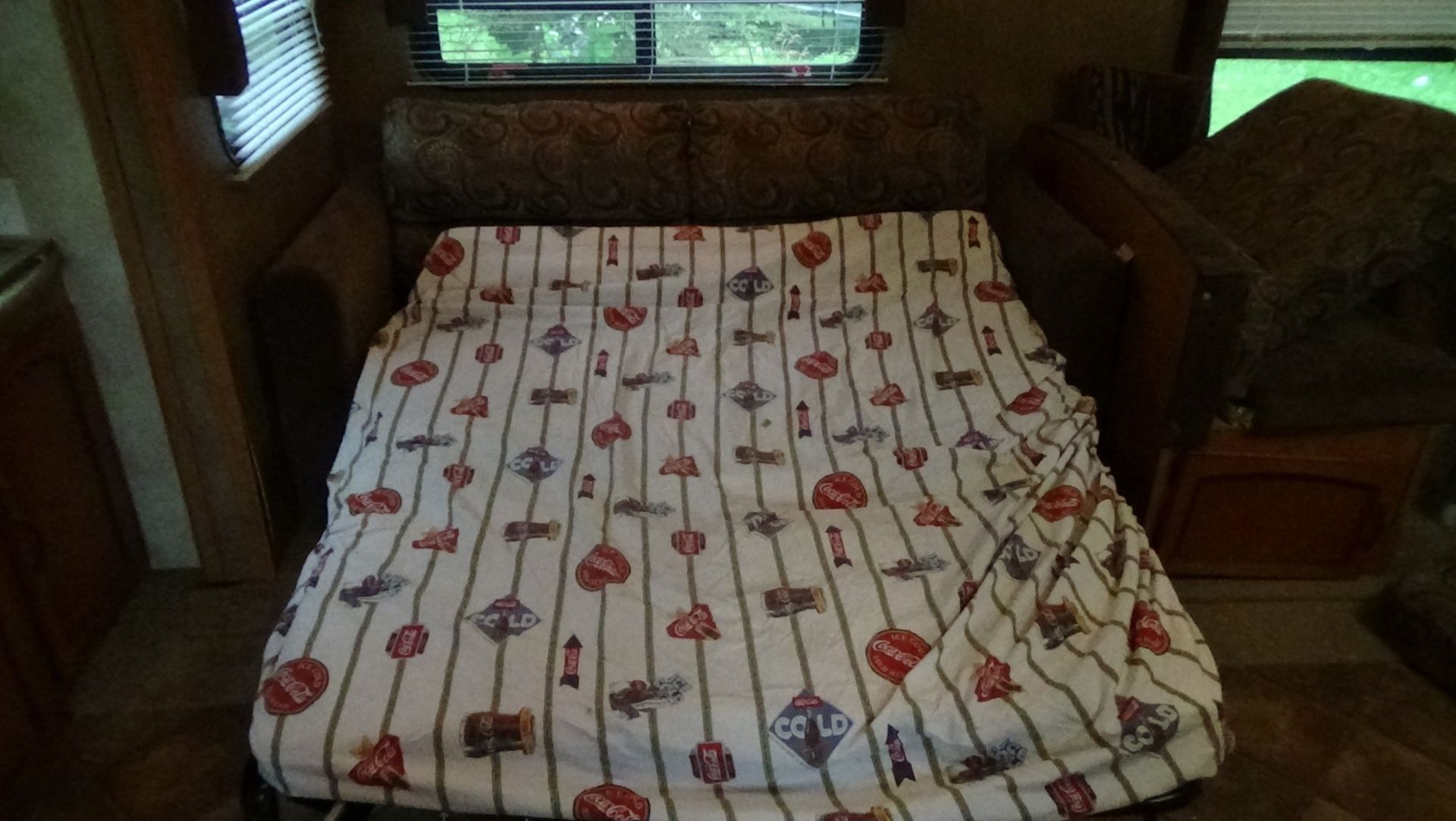 Photo 23 - 2012 Palomino Travel Trailer rental photo 25