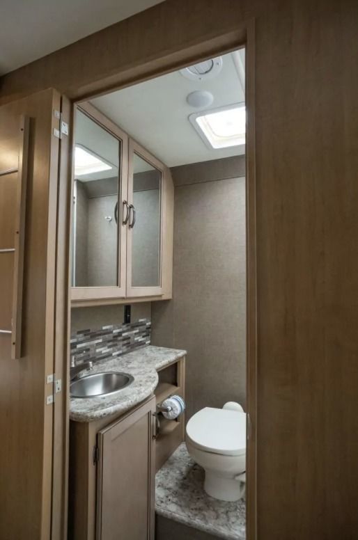 Photo 2 - 2019 Coachmen Class C Motorhome rental photo 4