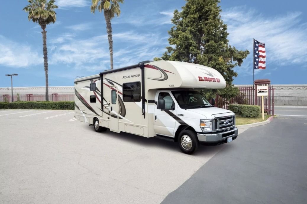 Photo 11 - 2019 Coachmen Class C Motorhome rental photo 13