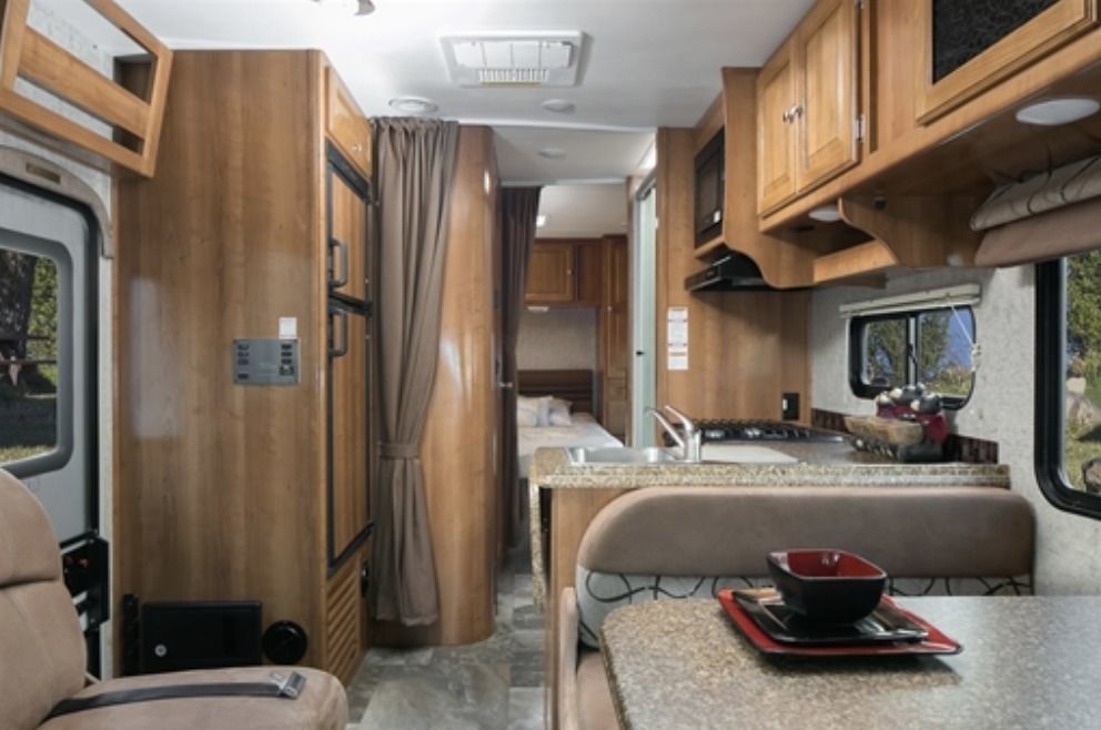 Photo 3 - 2019 Coachmen Class C Motorhome rental photo 5