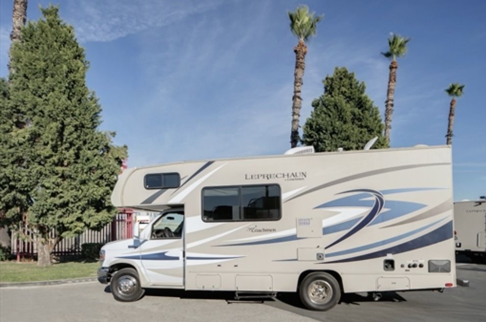 Photo 6 - 2019 Coachmen Class C Motorhome rental photo 8