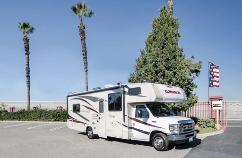 Photo 5 - 2019 Coachmen Class C Motorhome rental photo 7