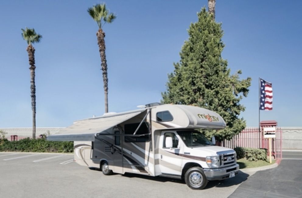 Photo 6 - 2019 Coachmen Class C Motorhome rental photo 8
