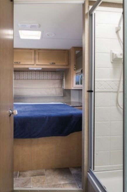Photo 4 - 2019 Coachmen Class C Motorhome rental photo 6