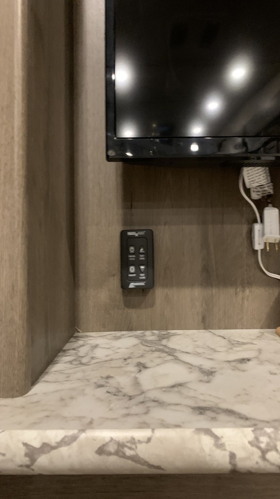 Photo 14 - 2020 Keystone Rv Fifth Wheel rental photo 16