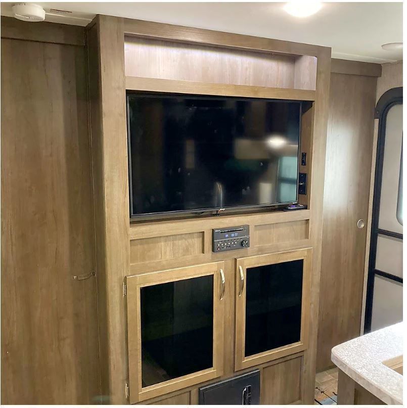 Photo 2 - 2019 Coleman Travel Trailer rental photo 4