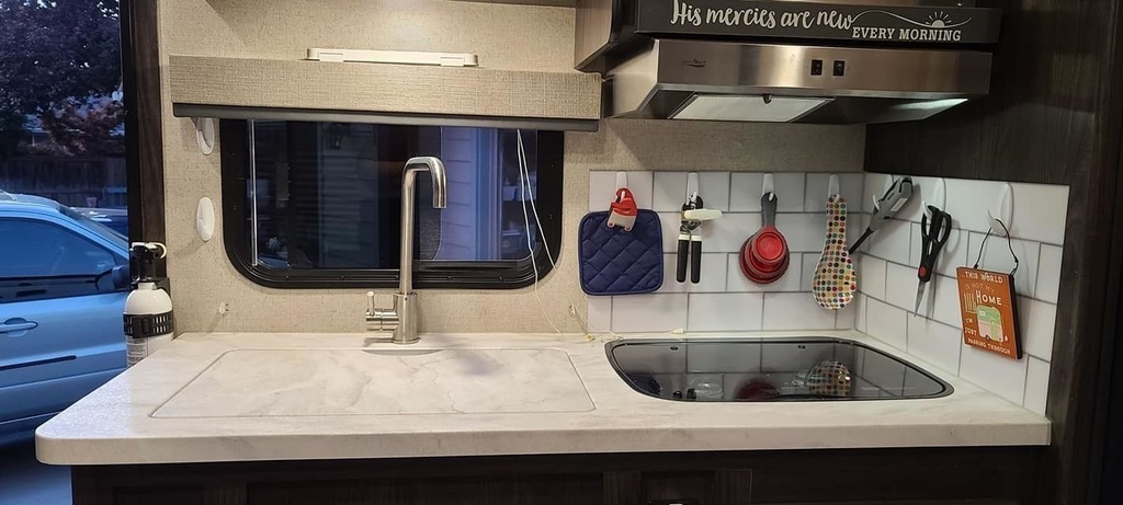 Photo 2 - 2018 Dutchmen Travel Trailer rental photo 4