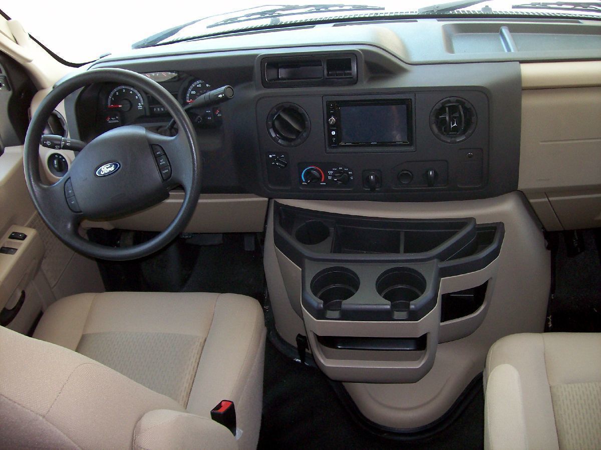 Photo 6 - 2016 Forest River Class C Motorhome rental photo 8
