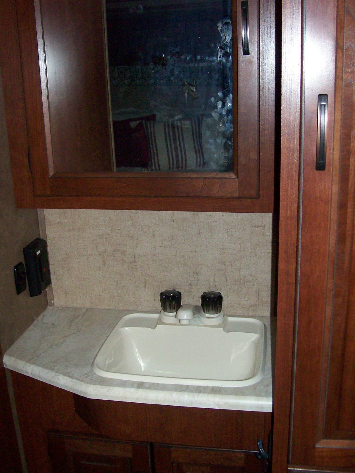 Photo 15 - 2016 Forest River Class C Motorhome rental photo 17
